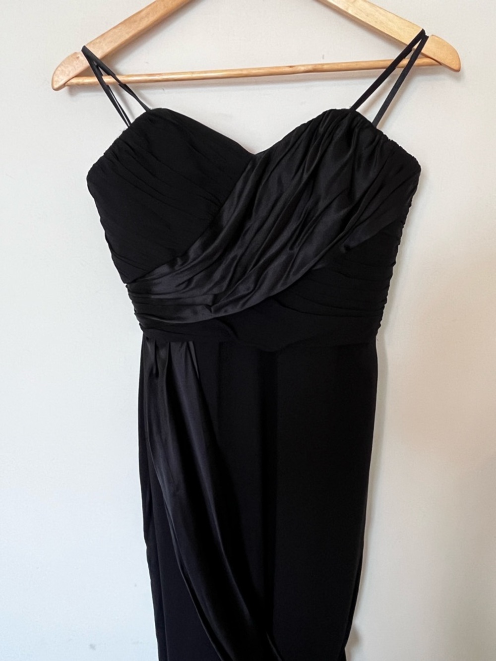 Badgley Mischka Strapless Black Chiffon Gown Train Size 8 Formal Evening Dress - Picture 5 of 17